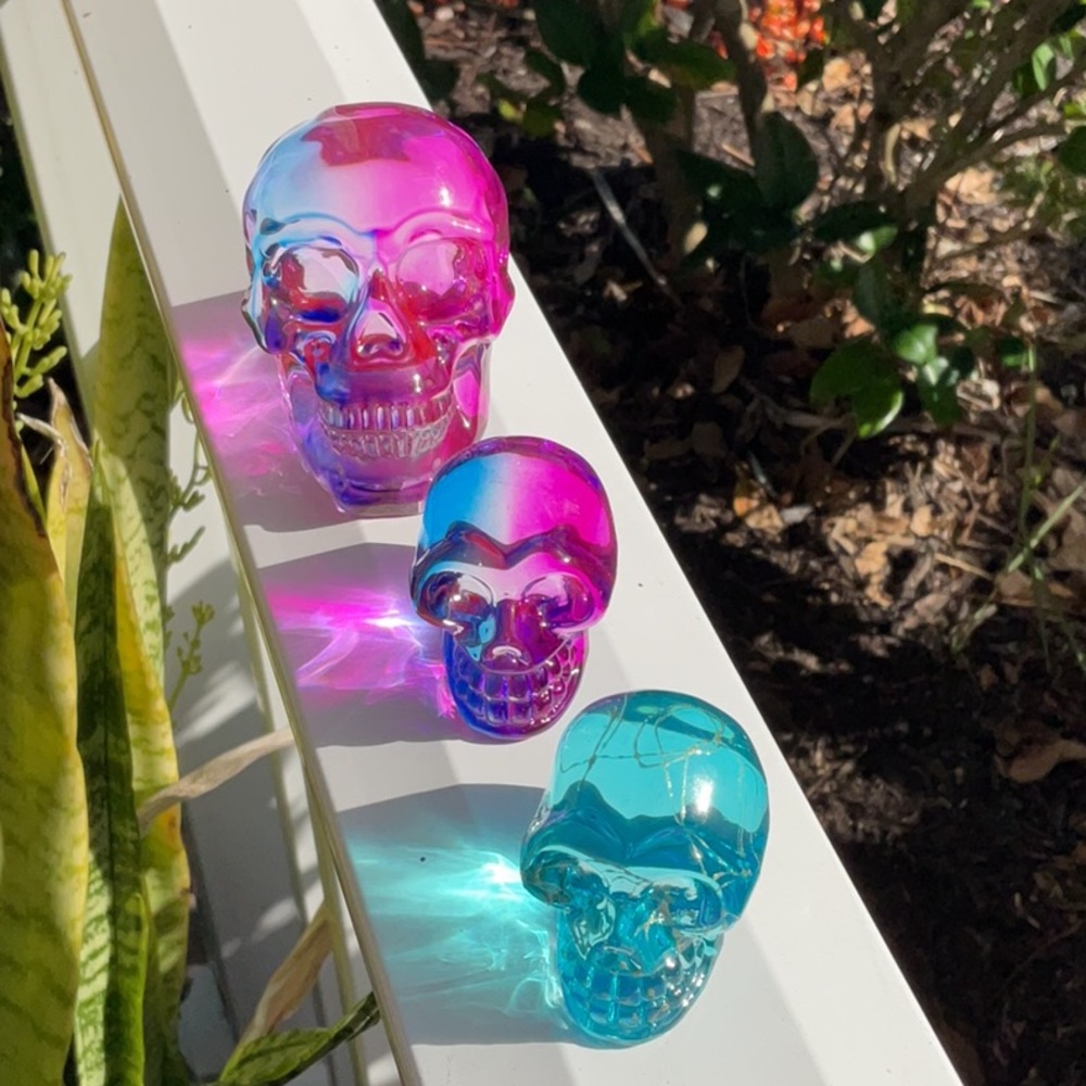 RAINBOW TITANIUM AURA SKULLS